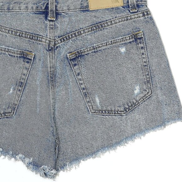 Zara - Distressed, High Rise Cut-off Jean Shorts - Picture 5 of 6